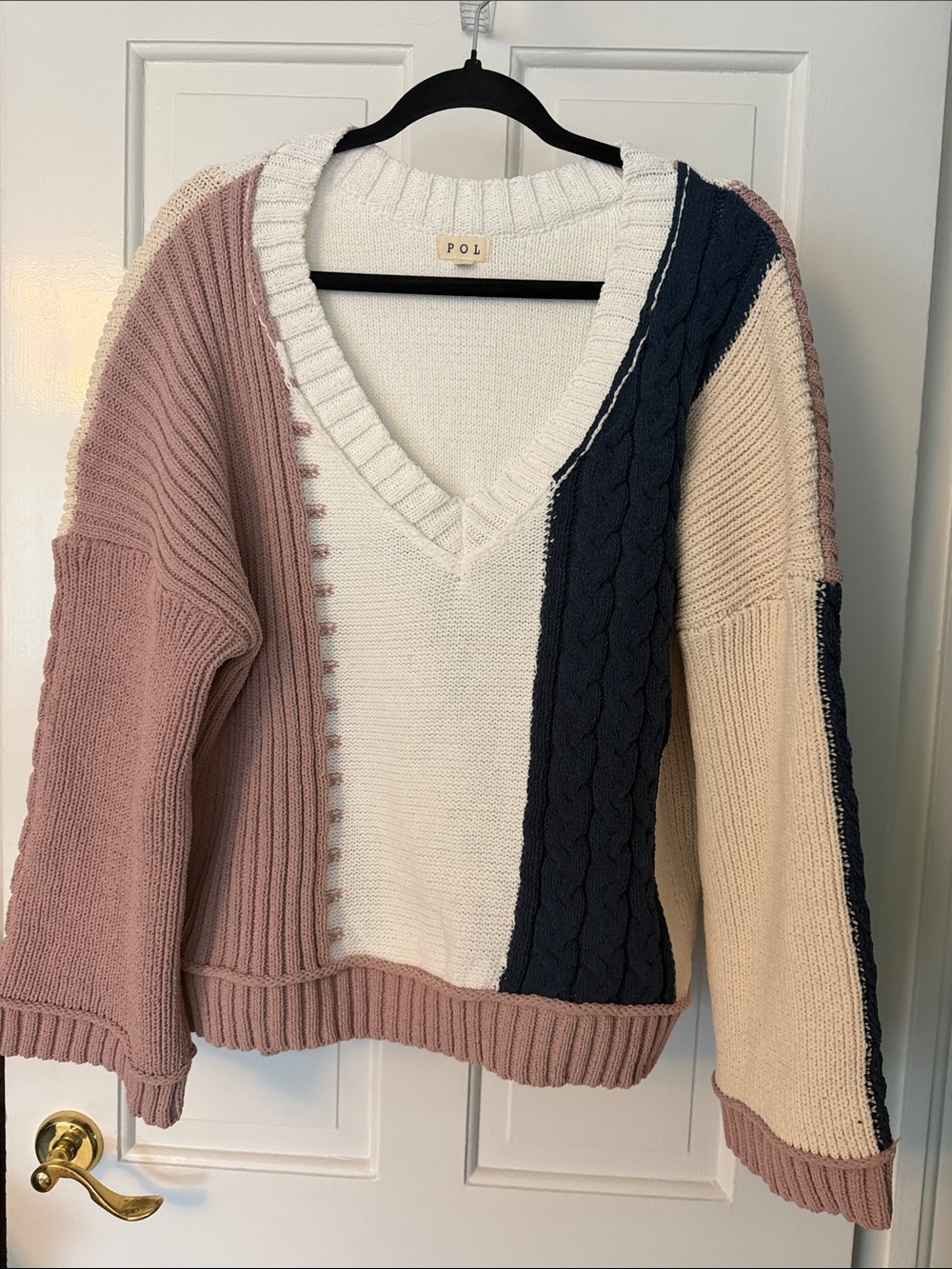 POL Colorblock V-Neck Sweater in Cream, Dusty Rose & Navy